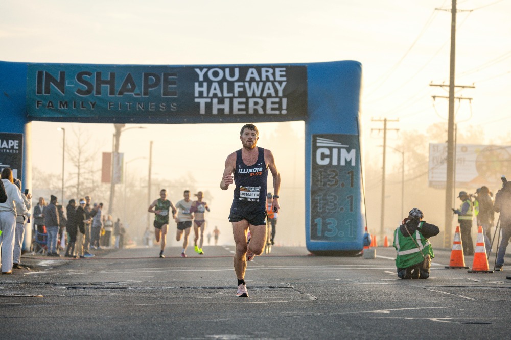 Ongetraind een halve marathon lopen: haalbaar of niet?